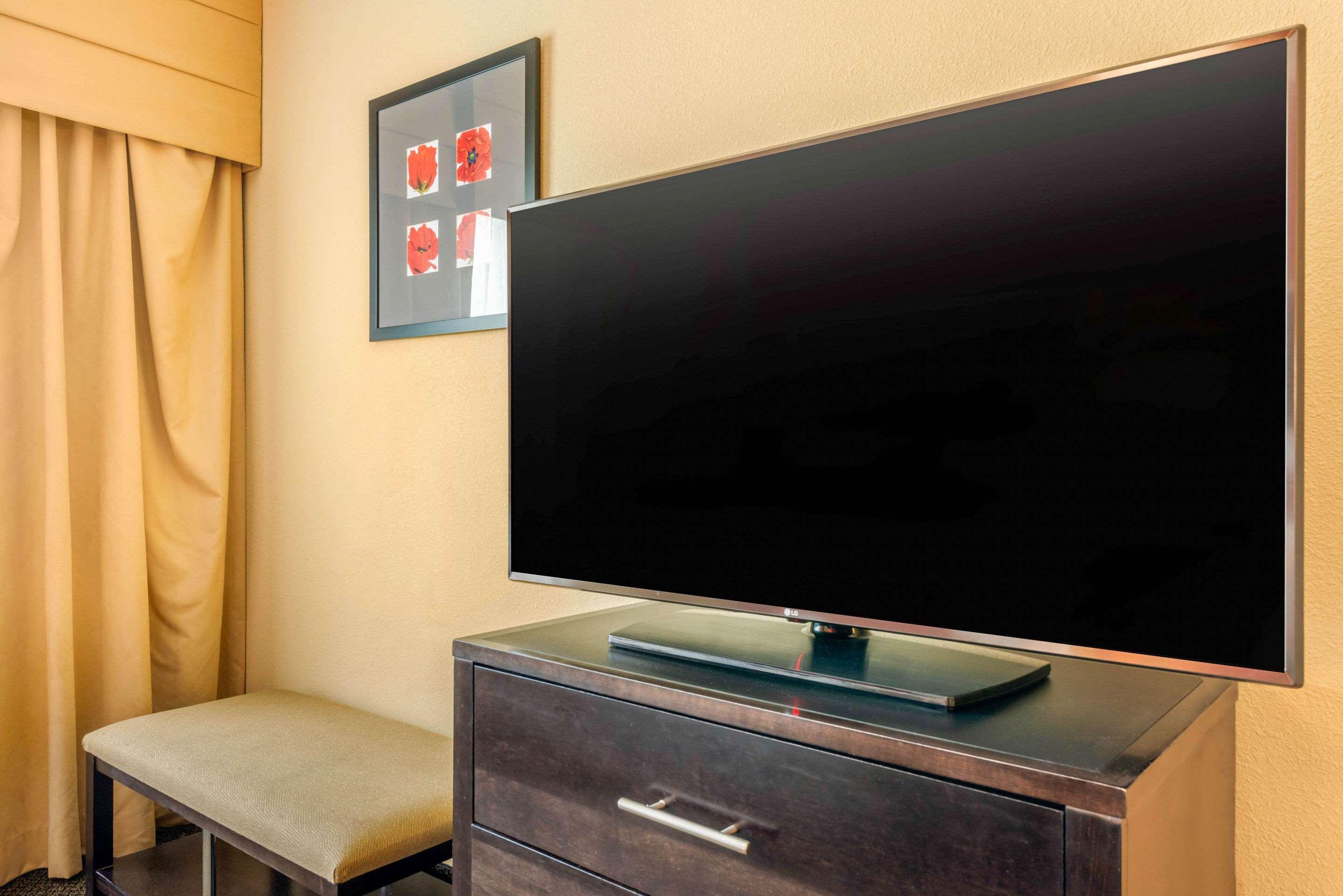 แคมเบรีย โฮเทล ฟอร์ตลอเดอร์เดล, แอร์พอร์ต เซาท์ แอนด์ ครูซ พอร์ต Hotel ดาเนียบีช ภายนอก รูปภาพ