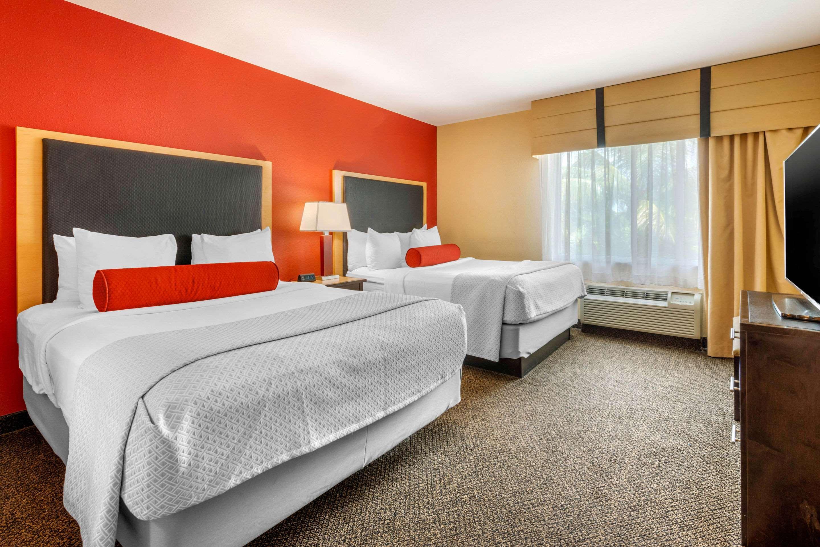 แคมเบรีย โฮเทล ฟอร์ตลอเดอร์เดล, แอร์พอร์ต เซาท์ แอนด์ ครูซ พอร์ต Hotel ดาเนียบีช ภายนอก รูปภาพ