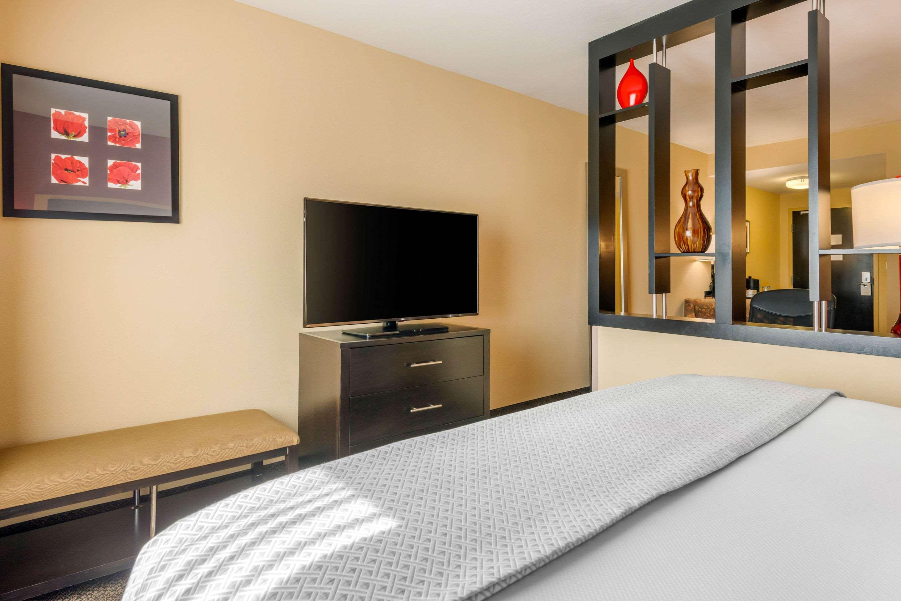 แคมเบรีย โฮเทล ฟอร์ตลอเดอร์เดล, แอร์พอร์ต เซาท์ แอนด์ ครูซ พอร์ต Hotel ดาเนียบีช ภายนอก รูปภาพ