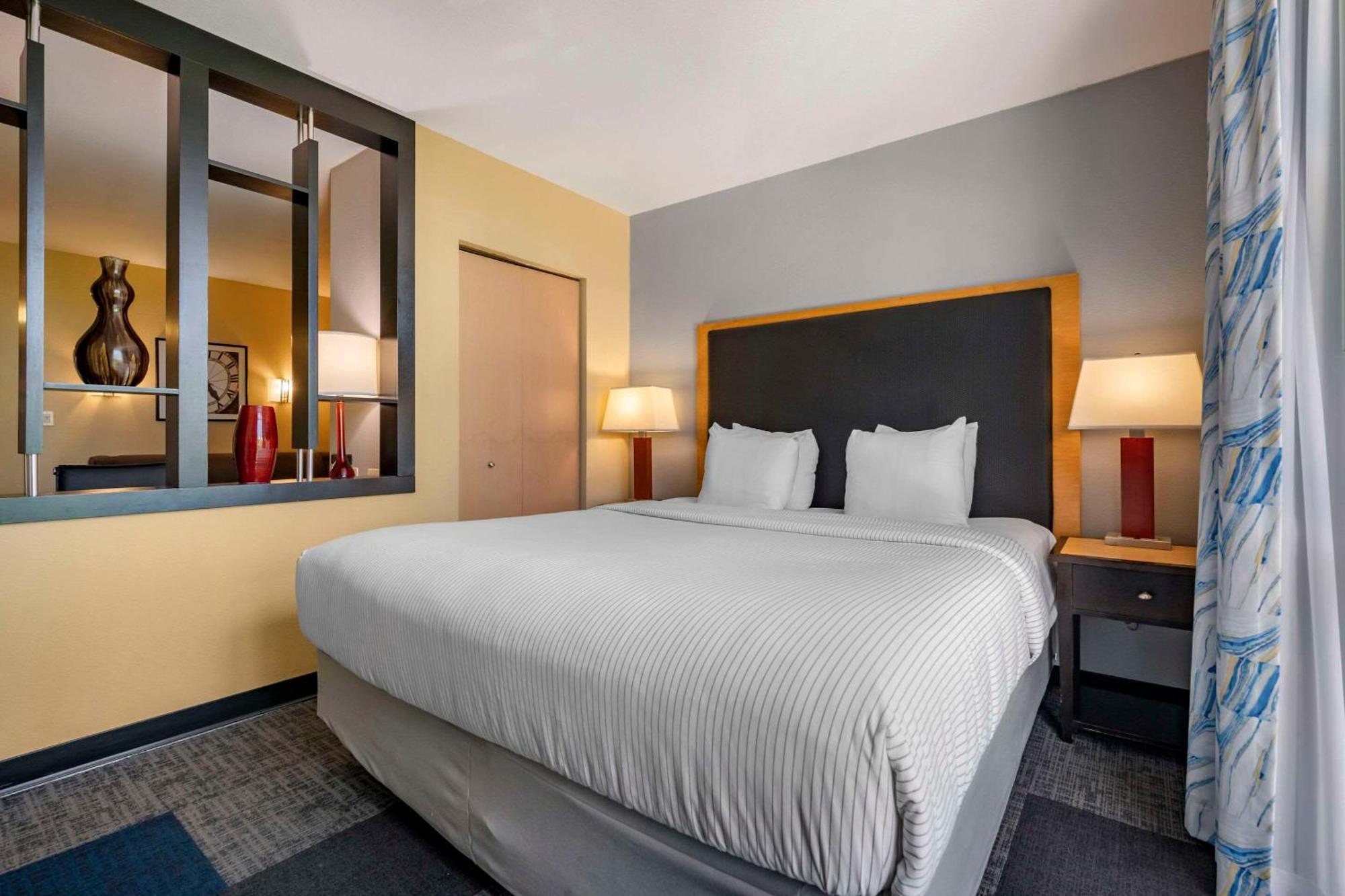 แคมเบรีย โฮเทล ฟอร์ตลอเดอร์เดล, แอร์พอร์ต เซาท์ แอนด์ ครูซ พอร์ต Hotel ดาเนียบีช ภายนอก รูปภาพ